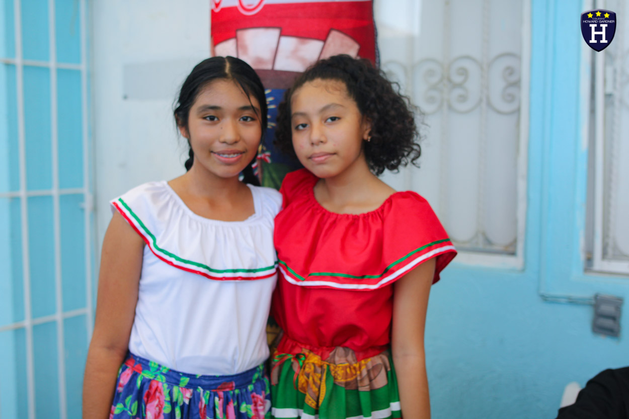 IMG_0153COLEGIOS - COATZACOALCOS - ESCUELAS - CREATIVIDAD - SECUNDARIA - VIVA MÉXICO - MAÑANITA MEXICANA - REPRESENTACIÓN GRITO DE DOLORES - CELEBRACIÓN