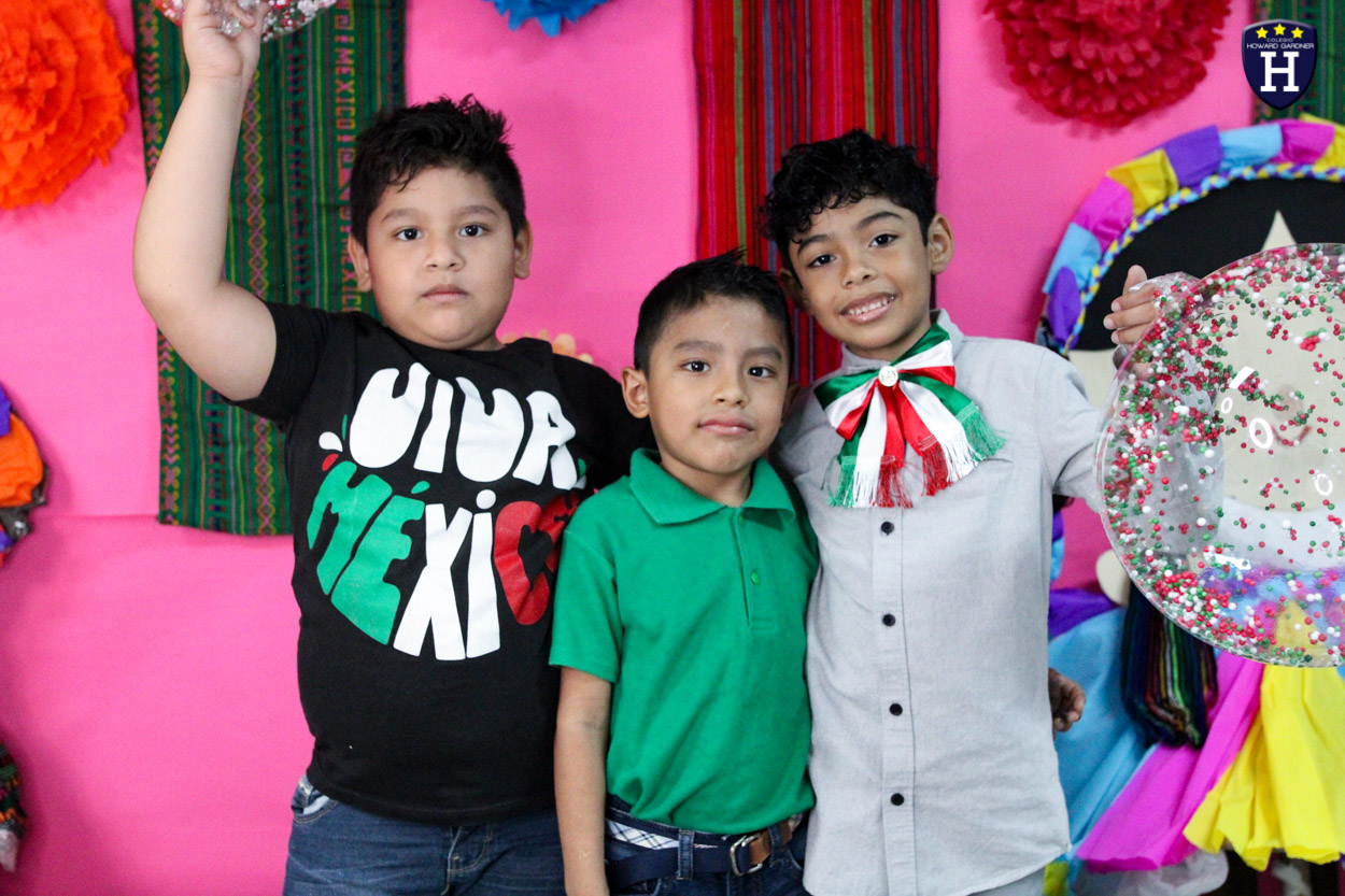 IMG_9401COLEGIOS - COATZACOALCOS - ESCUELAS - CREATIVIDAD - PRIMARIA - VIVA MÉXICO - MAÑANITA MEXICANA - REPRESENTACIÓN GRITO DE DOLORES - CELEBRACIÓN - SET