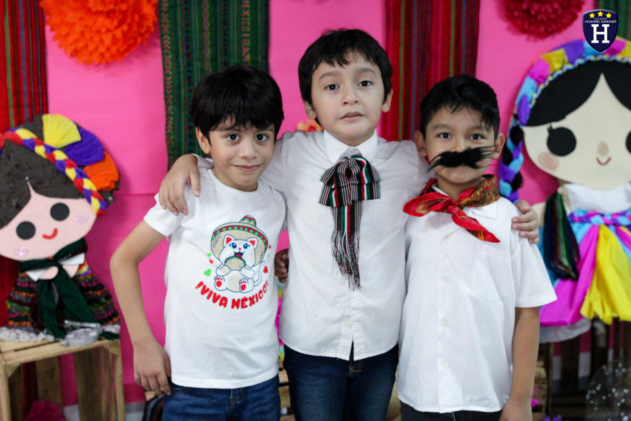 IMG_9408COLEGIOS - COATZACOALCOS - ESCUELAS - CREATIVIDAD - PRIMARIA - VIVA MÉXICO - MAÑANITA MEXICANA - REPRESENTACIÓN GRITO DE DOLORES - CELEBRACIÓN - SET