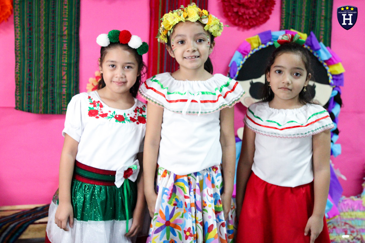 IMG_9412COLEGIOS - COATZACOALCOS - ESCUELAS - CREATIVIDAD - PRIMARIA - VIVA MÉXICO - MAÑANITA MEXICANA - REPRESENTACIÓN GRITO DE DOLORES - CELEBRACIÓN - SET