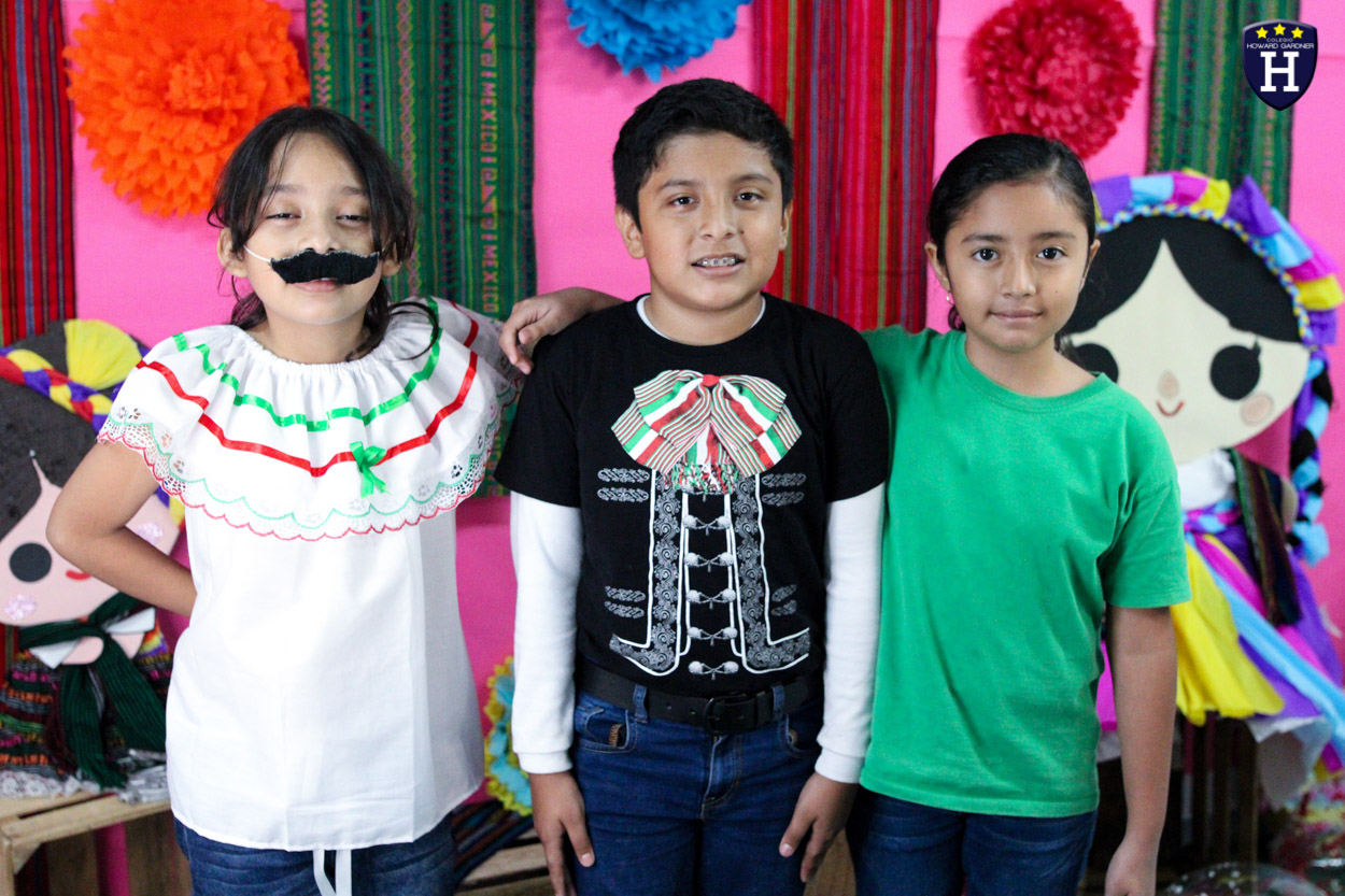 IMG_9451COLEGIOS - COATZACOALCOS - ESCUELAS - CREATIVIDAD - PRIMARIA - VIVA MÉXICO - MAÑANITA MEXICANA - REPRESENTACIÓN GRITO DE DOLORES - CELEBRACIÓN - SET