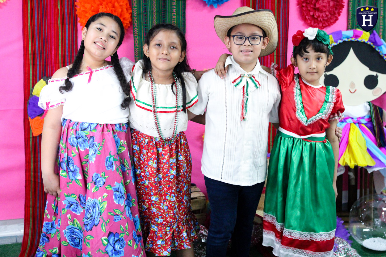 IMG_9526COLEGIOS - COATZACOALCOS - ESCUELAS - CREATIVIDAD - PRIMARIA - VIVA MÉXICO - MAÑANITA MEXICANA - REPRESENTACIÓN GRITO DE DOLORES - CELEBRACIÓN - SET
