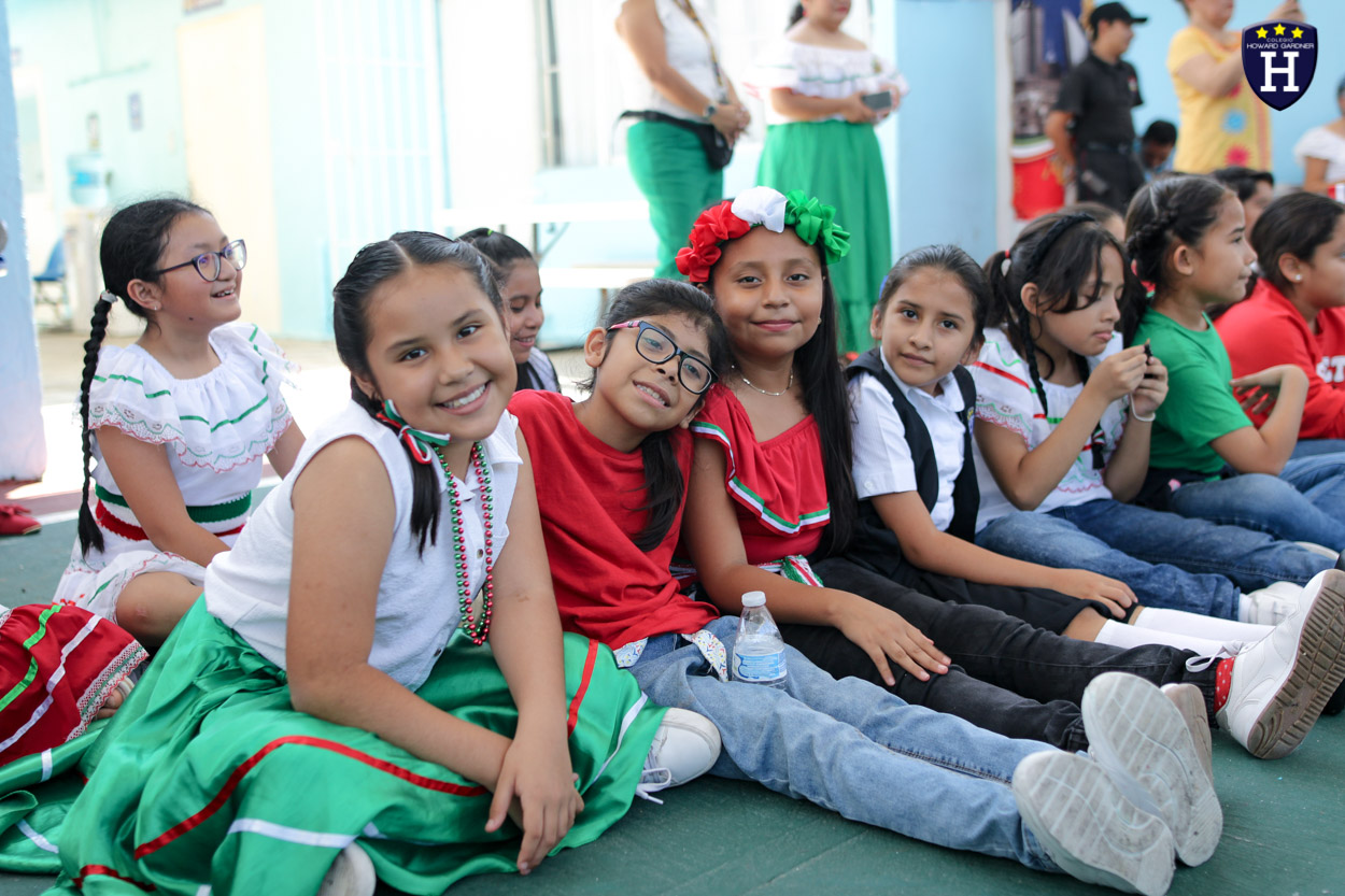 IMG_9539COLEGIOS - COATZACOALCOS - ESCUELAS - CREATIVIDAD - PRIMARIA - VIVA MÉXICO - MAÑANITA MEXICANA - REPRESENTACIÓN GRITO DE DOLORES - CELEBRACIÓN -_