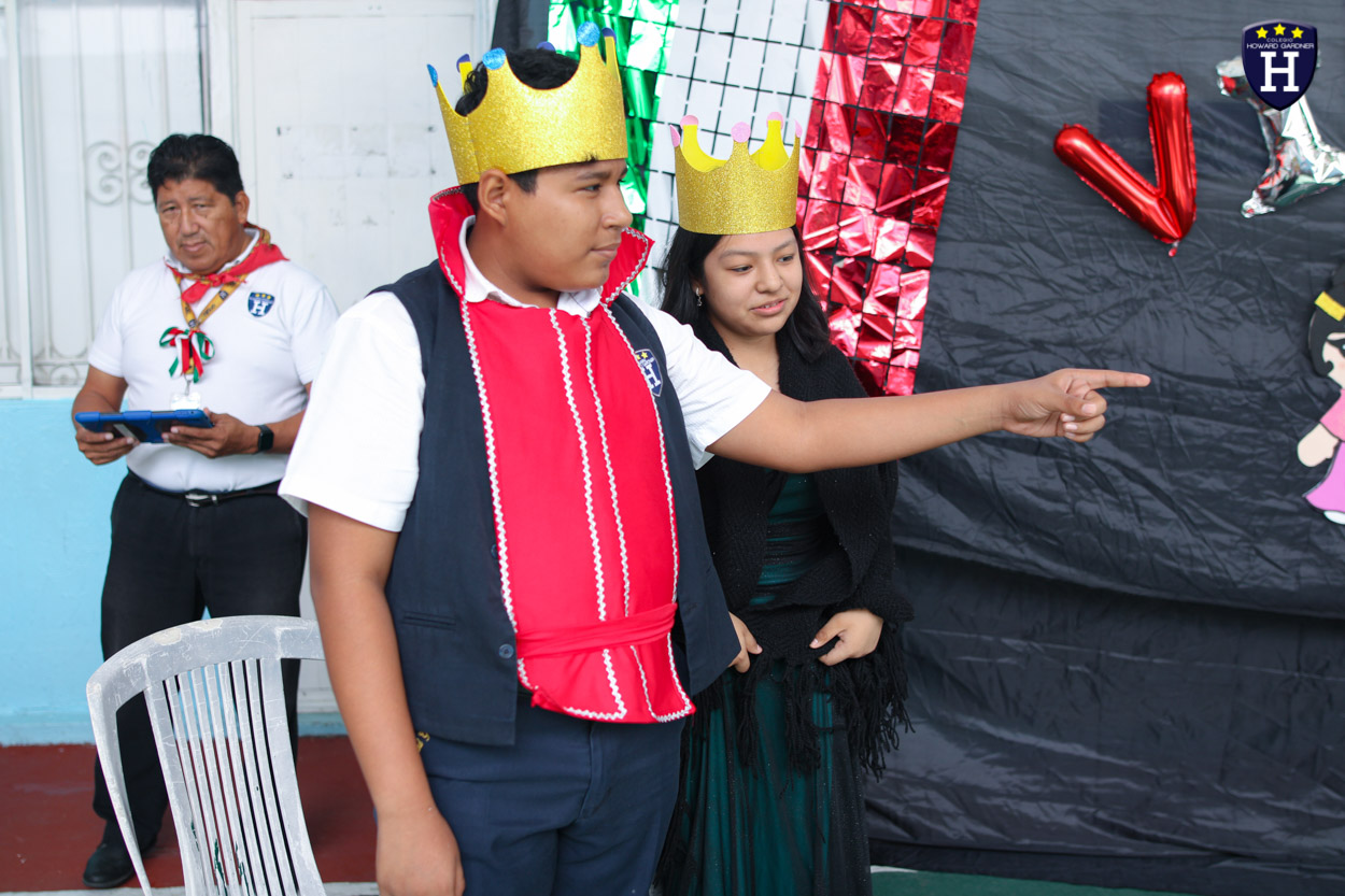 IMG_9837COLEGIOS - COATZACOALCOS - ESCUELAS - CREATIVIDAD - SECUNDARIA - VIVA MÉXICO - MAÑANITA MEXICANA - REPRESENTACIÓN GRITO DE DOLORES - CELEBRACIÓN