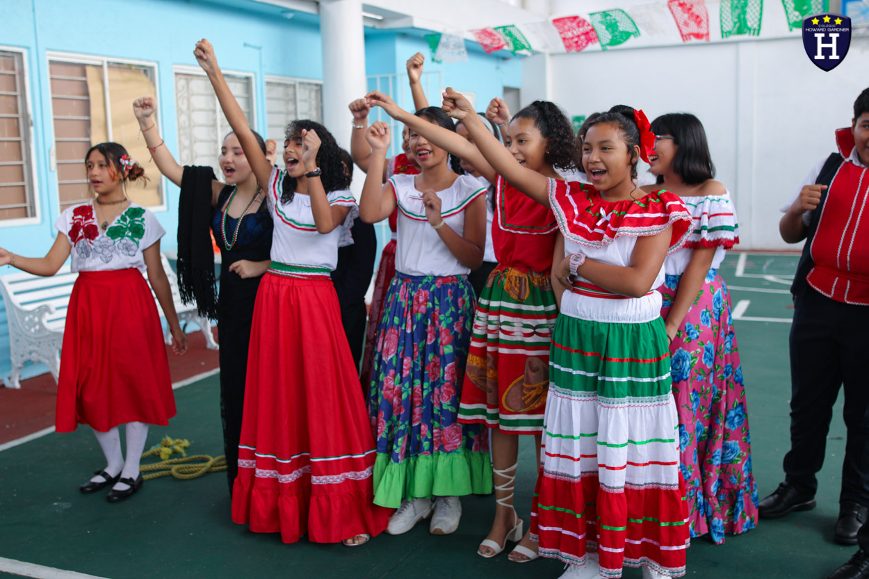 IMG_9867COLEGIOS - COATZACOALCOS - ESCUELAS - CREATIVIDAD - SECUNDARIA - VIVA MÉXICO - MAÑANITA MEXICANA - REPRESENTACIÓN GRITO DE DOLORES - CELEBRACIÓN